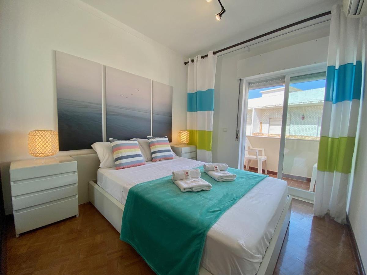 Quarteira Beach Apartment By Homing Bagian luar foto
